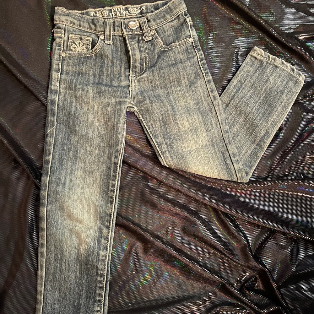 <CHILDRENS> Pop Jeans- Distressed light blue jeans